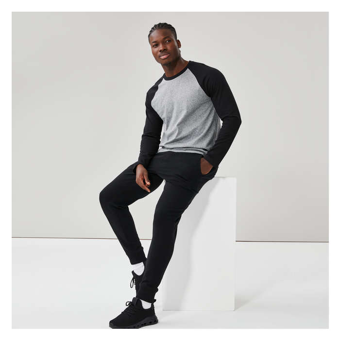 Men's Essential Long Sleeve Tee
